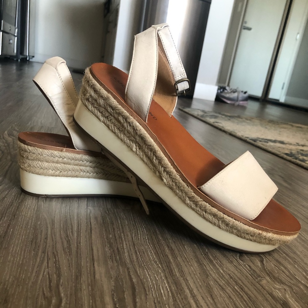 Lucky Brand Platform Sandals